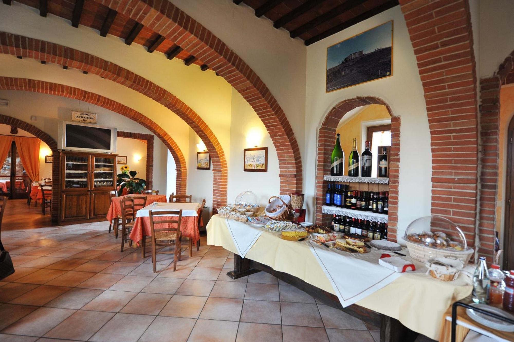 Albergo La Foresteria Bettolle Exterior photo