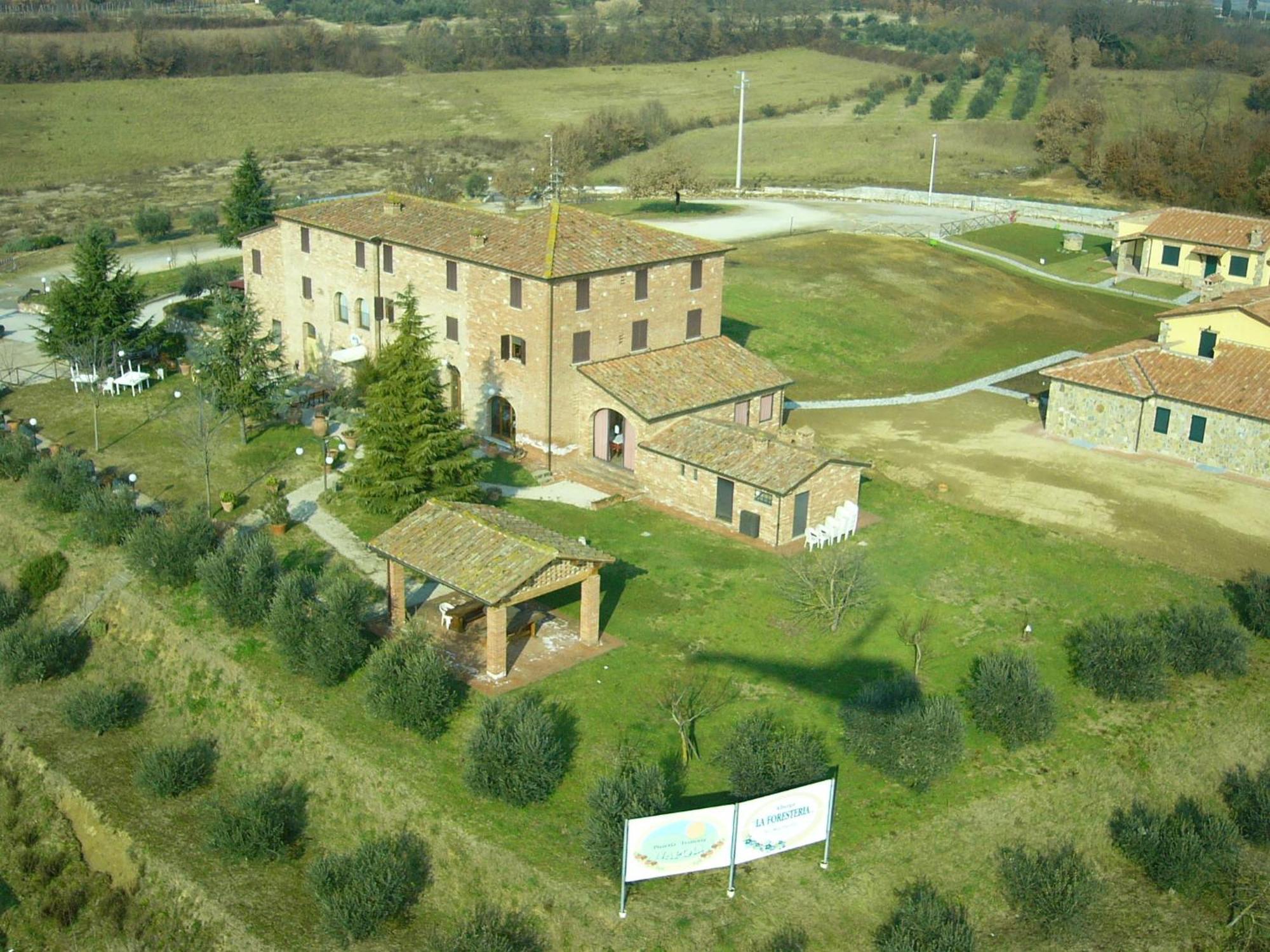 Albergo La Foresteria Bettolle Exterior photo