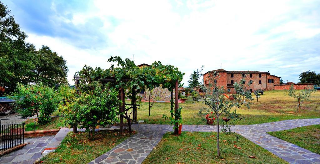 Albergo La Foresteria Bettolle Exterior photo
