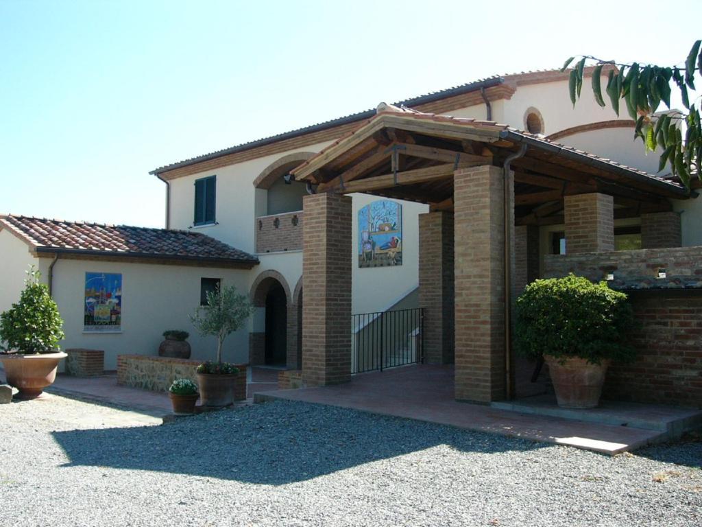 Albergo La Foresteria Bettolle Exterior photo